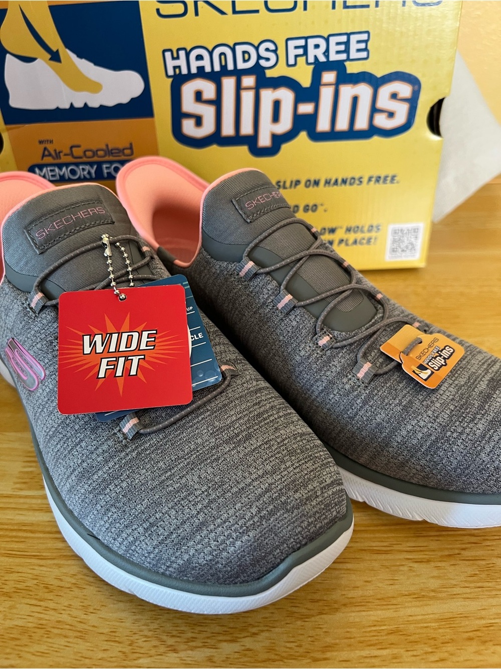 Skechers Hands Free Slip-Ins Gray & Pink Wide Fit Sneakers 8.5